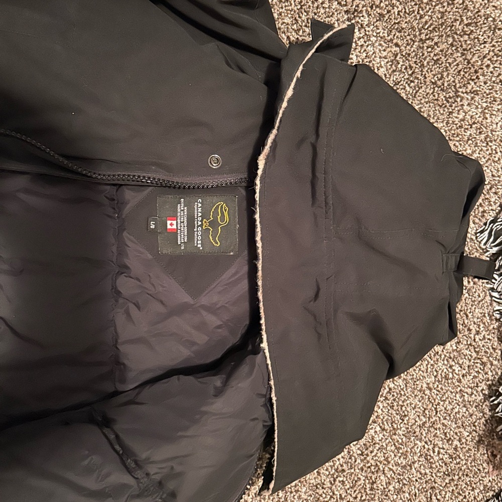 Men's Black Hooded Jacket - Picture 9 of 10